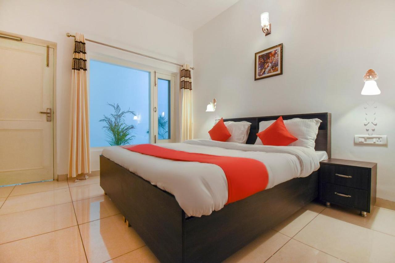 Hotel Oyo 75460 Sky High Residency Ludhiana Esterno foto