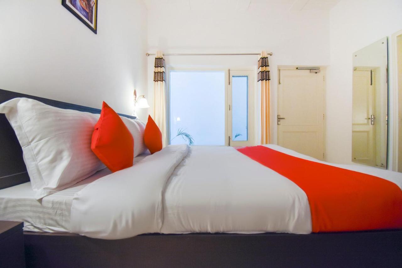 Hotel Oyo 75460 Sky High Residency Ludhiana Esterno foto