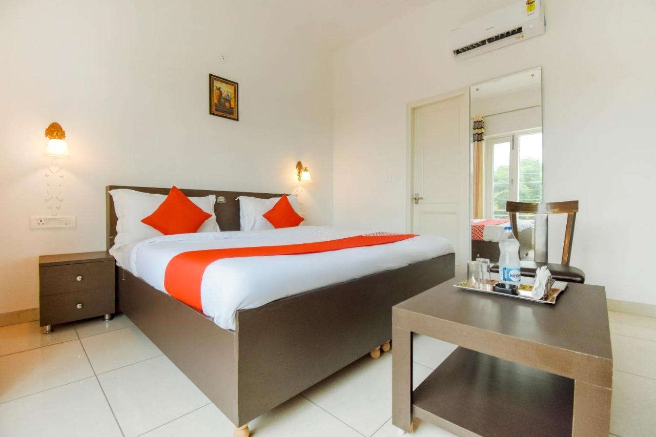 Hotel Oyo 75460 Sky High Residency Ludhiana Esterno foto